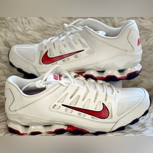 Nike Reax 8 TR - Sail/Black/Mystic Red Size 12